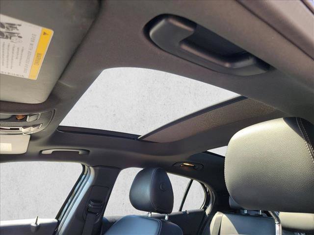 Used 2020 Mercedes-Benz GLA 250 4MATIC image 16