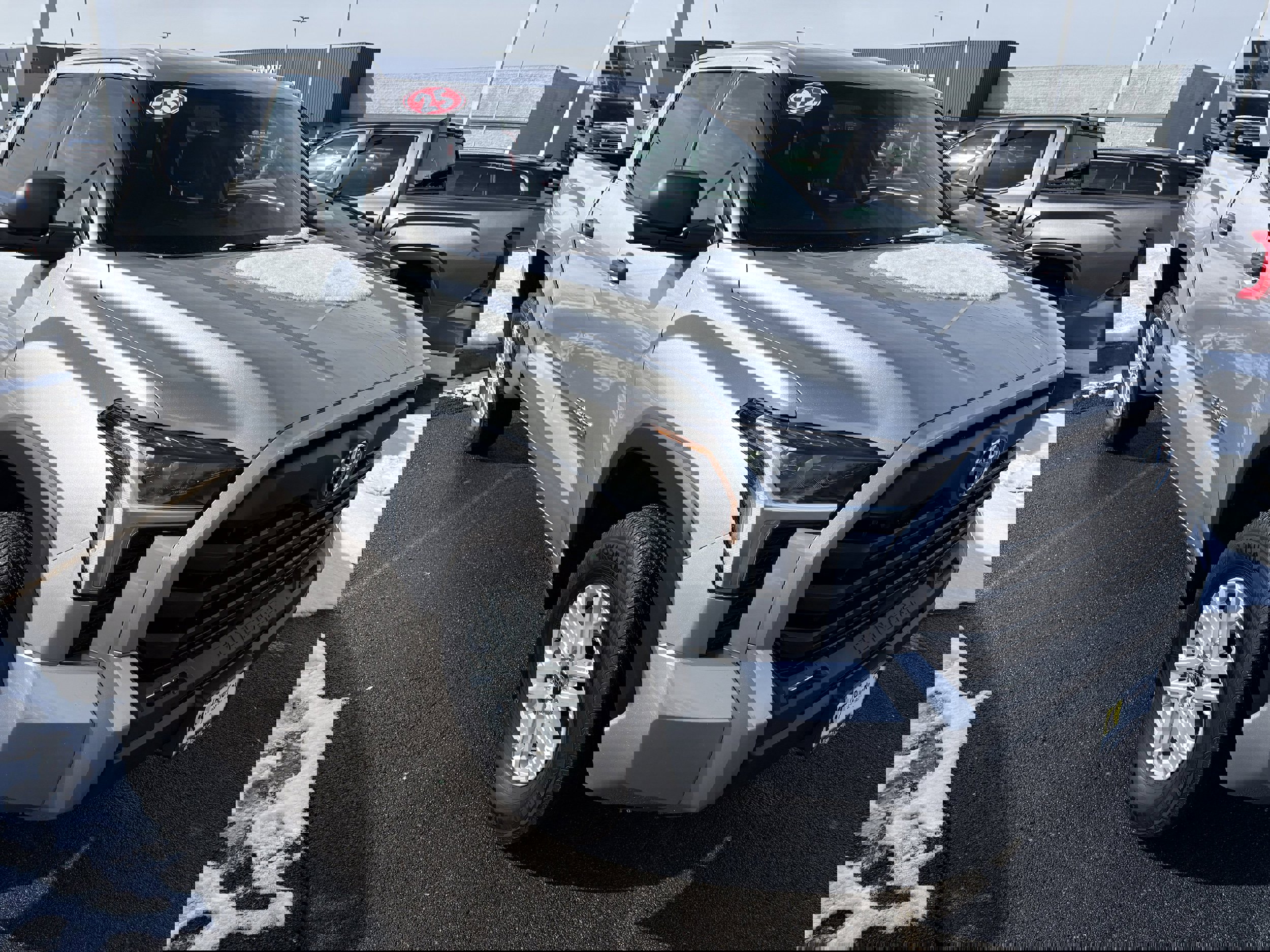 Used 2025 Toyota Tundra SR5 AWD/4WD image 2