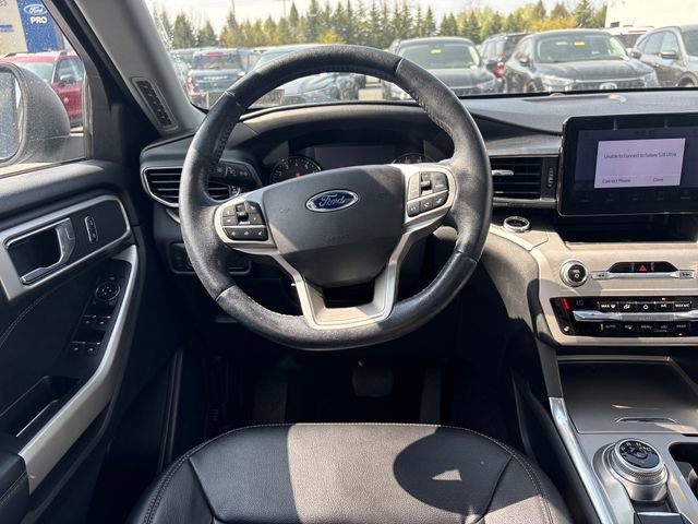 Used 2021 Ford Explorer XLT w/ Equipment Group 202A AWD/4WD image 14
