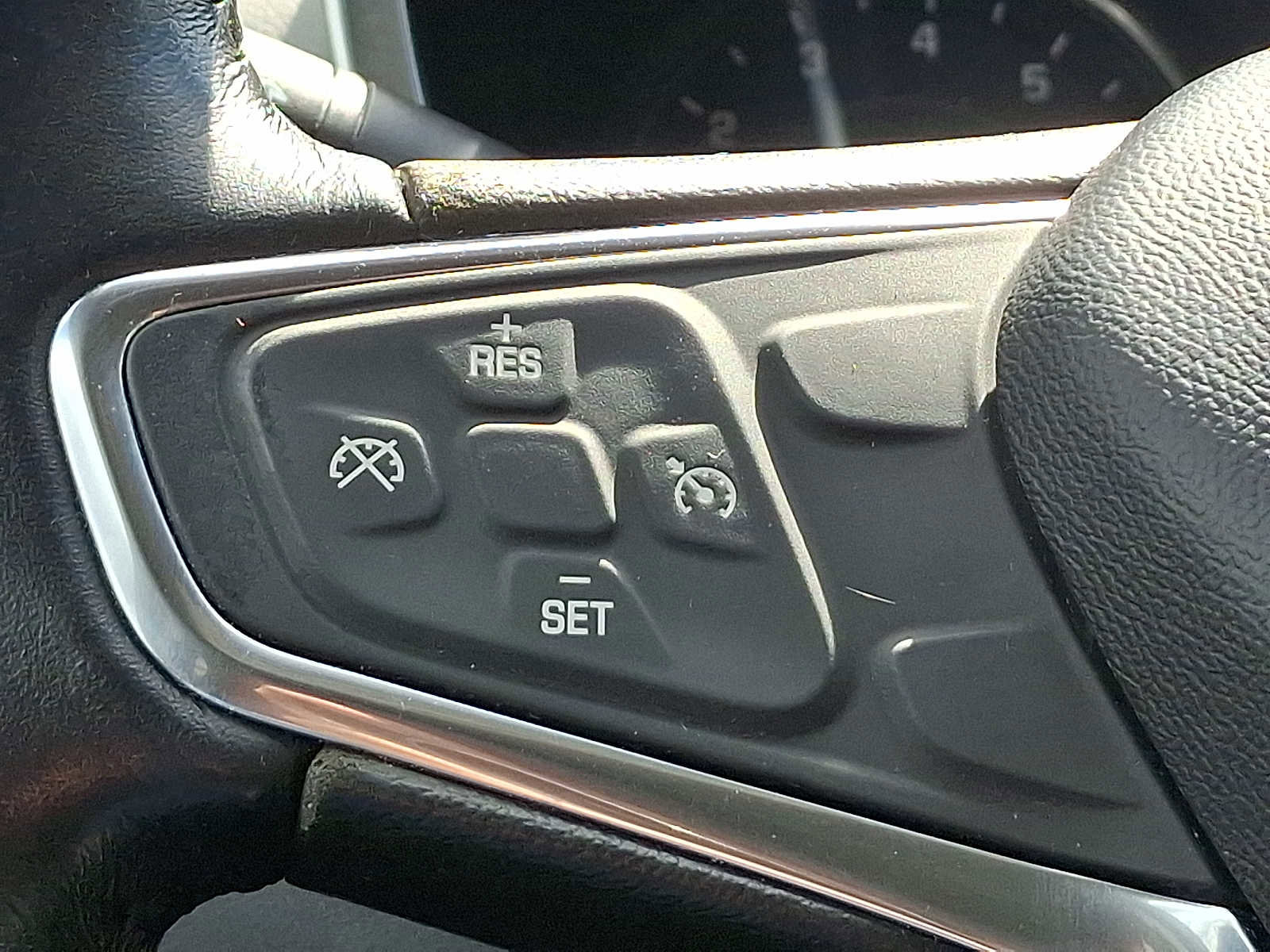 Used 2019 Chevrolet Equinox LT AWD/4WD image 21