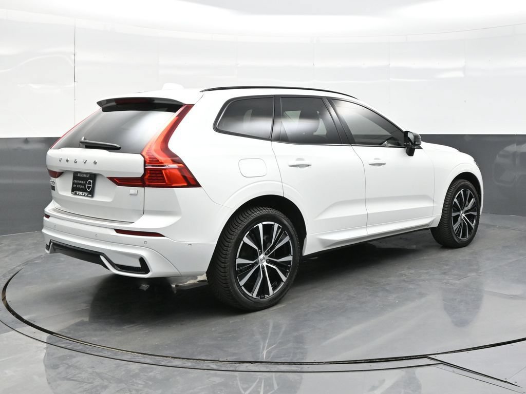 Used 2023 Volvo XC60 T8 Plus AWD/4WD image 7