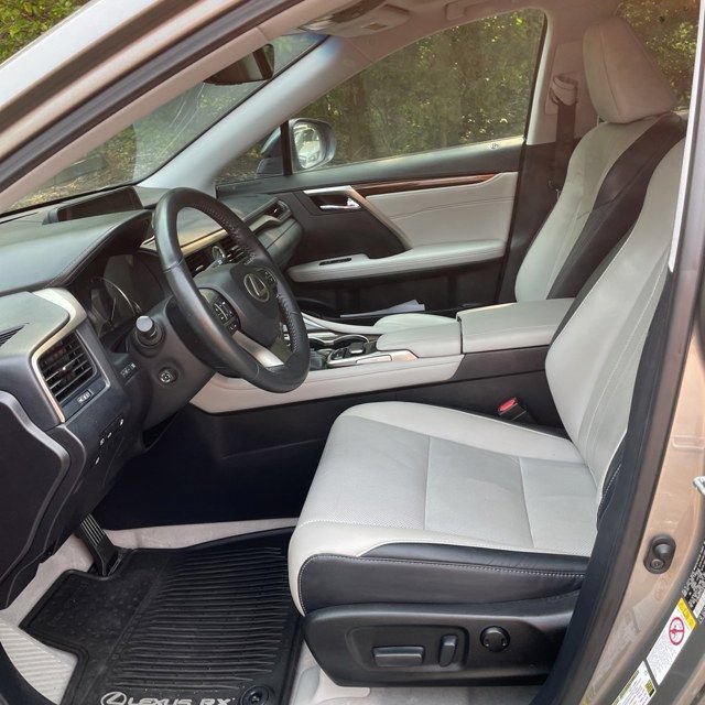 Used 2017 Lexus RX 450h AWD image 4