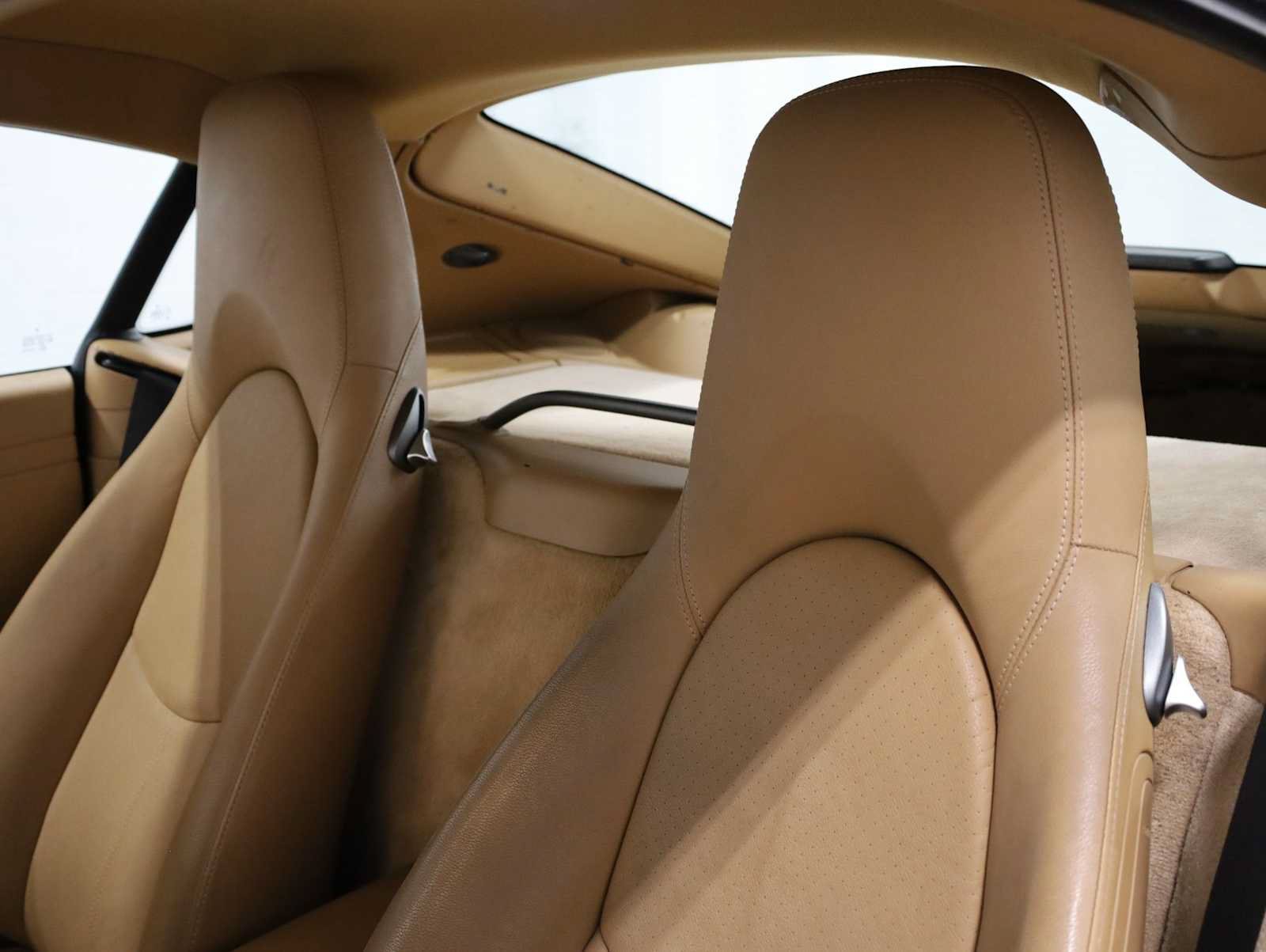 Used 2009 Porsche Cayman RWD image 18