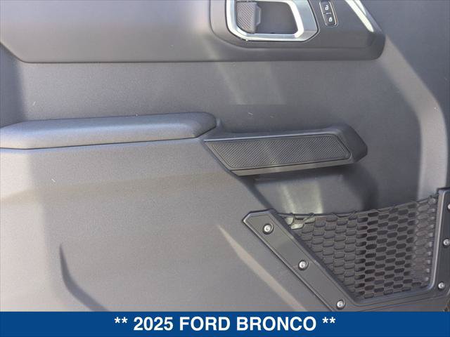 New 2025 Ford Bronco Badlands AWD/4WD image 10