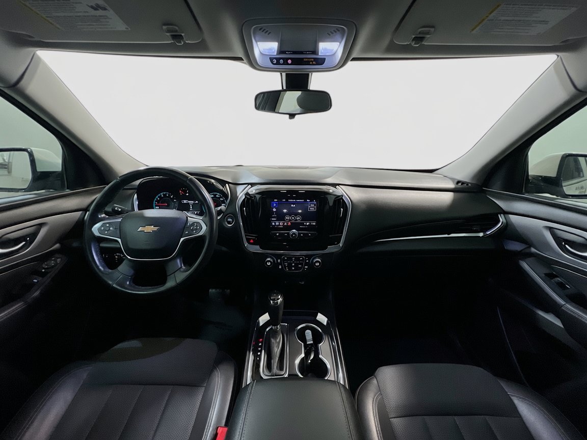 Used 2020 Chevrolet Traverse LT FWD image 15