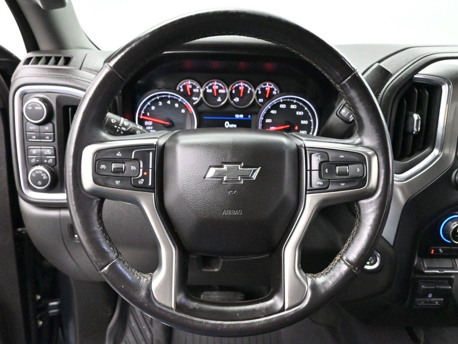 Used 2020 Chevrolet Silverado 1500 RST image 9