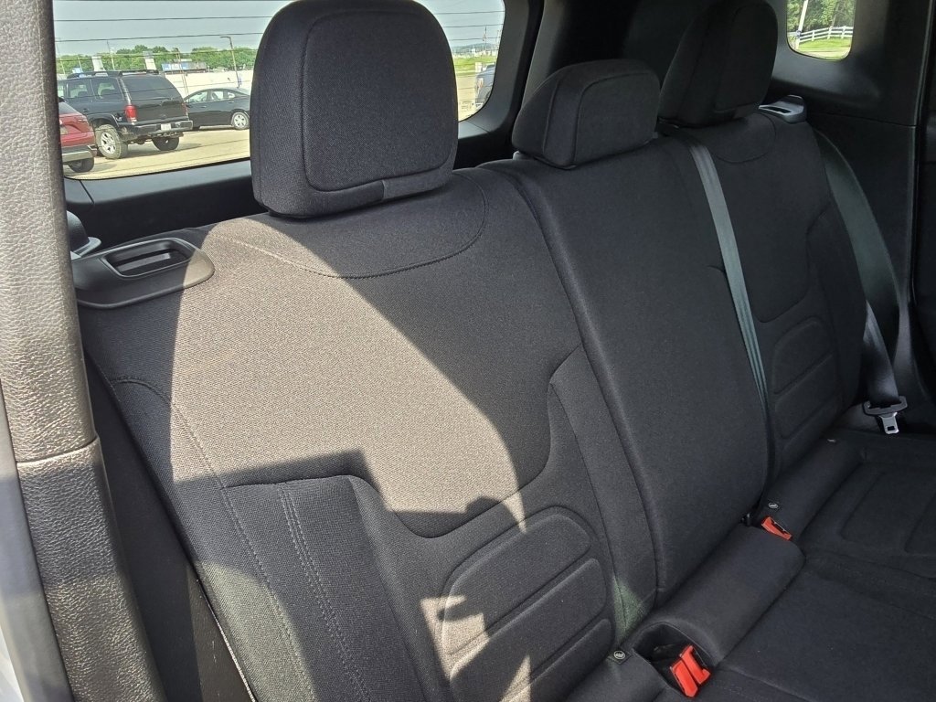 Used 2020 Jeep Renegade Latitude image 16