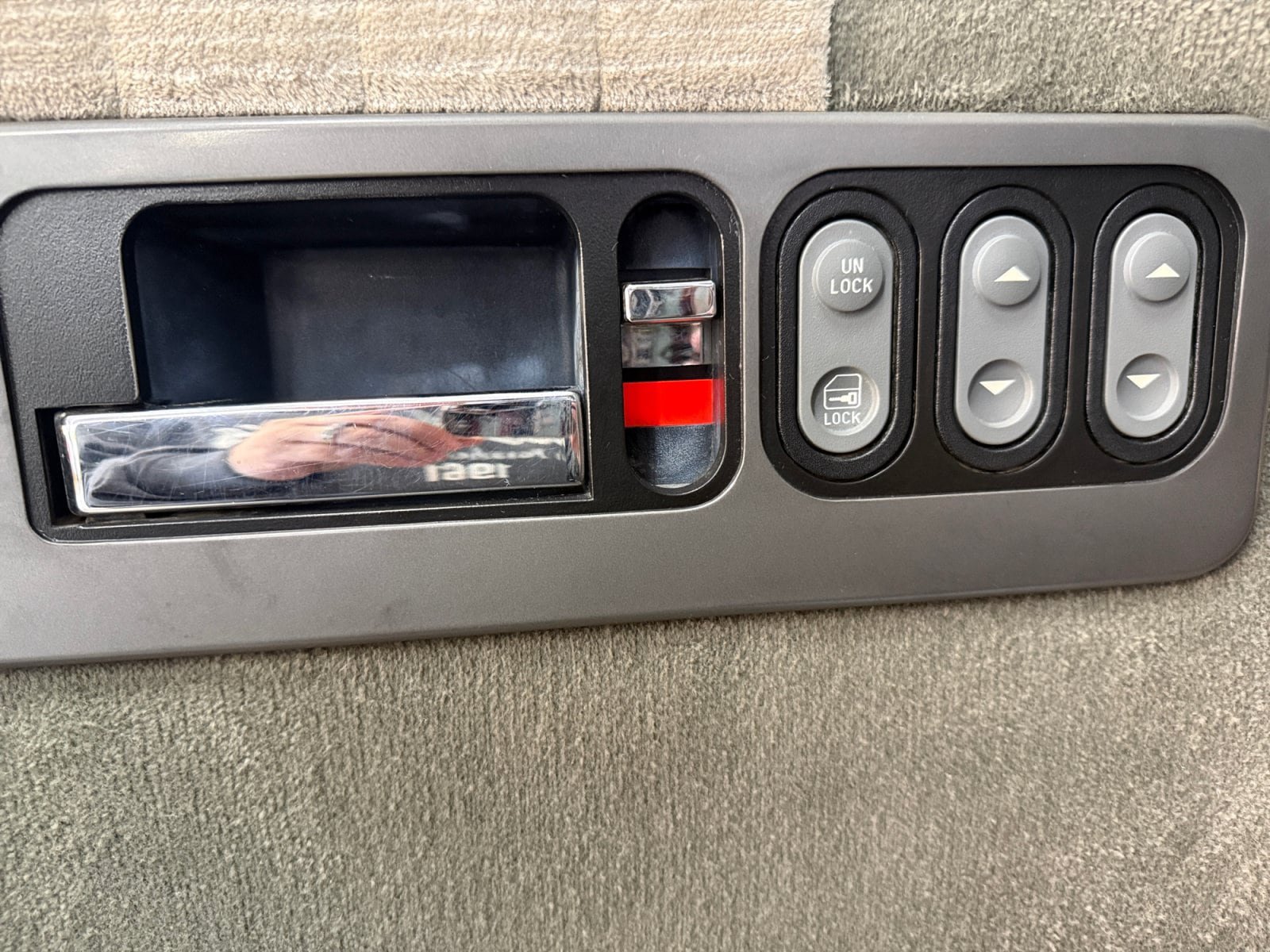 Used 1993 Chevrolet Silverado 1500 4x4 Regular Cab image 18