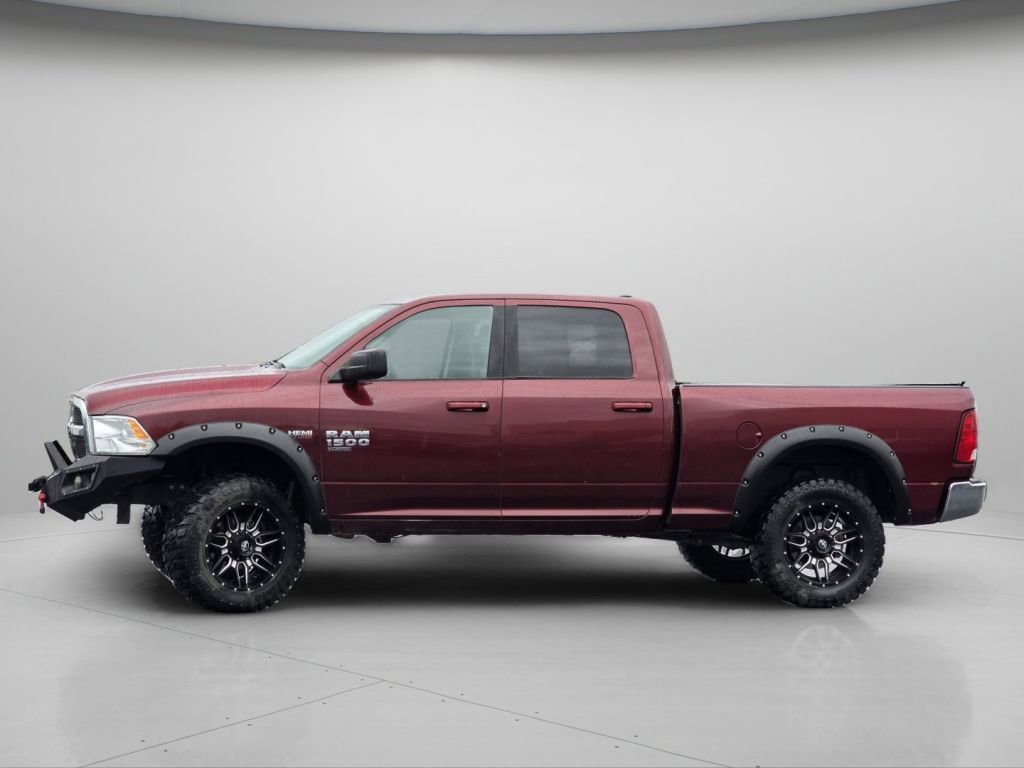Used 2020 RAM 1500 Classic SLT AWD/4WD image 17