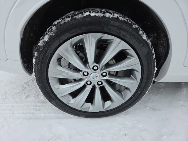 Used 2025 Buick Envista Avenir image 64