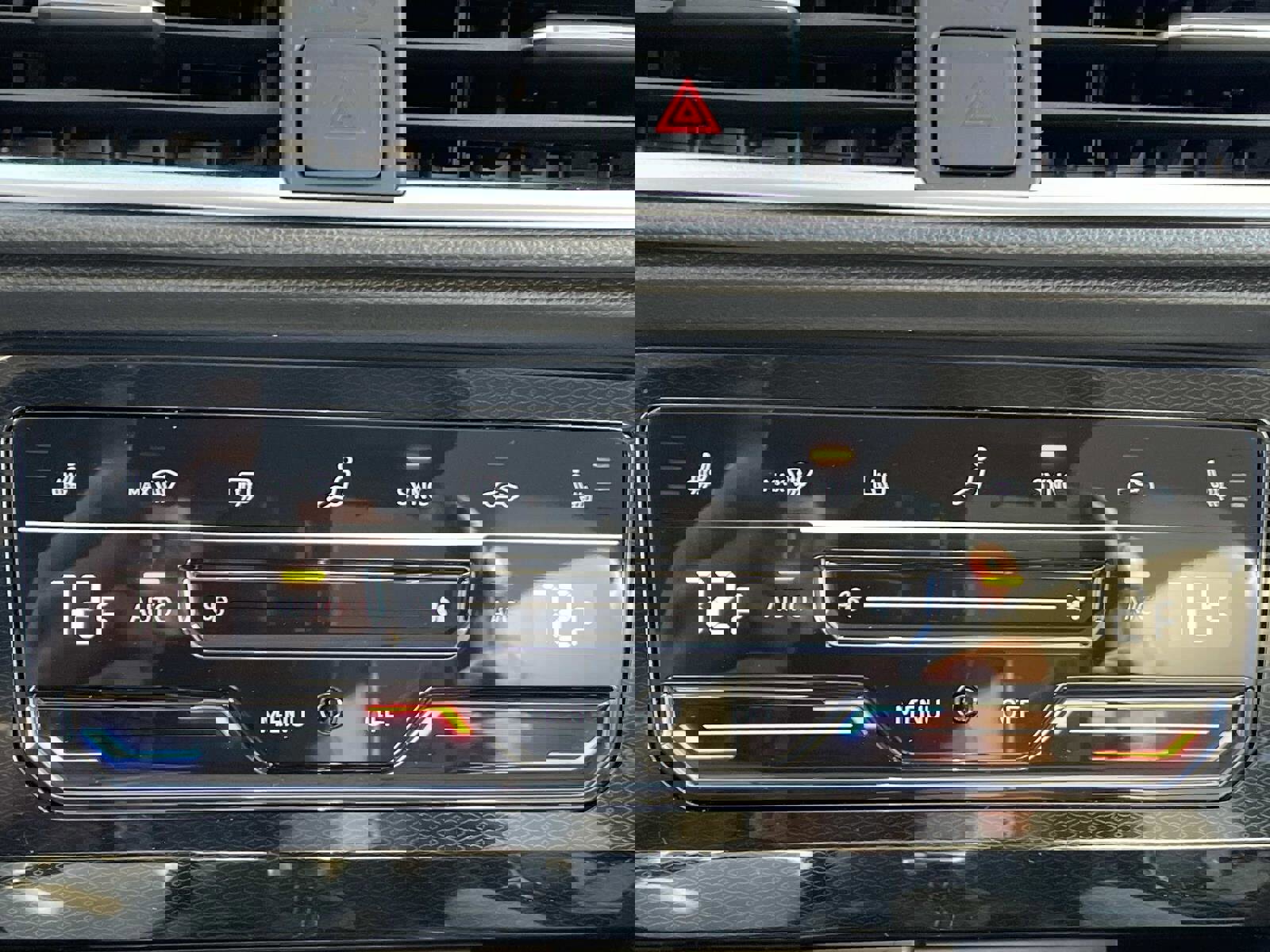 Certified 2025 Volkswagen Taos SE w/ Black Wheel Package FWD image 26