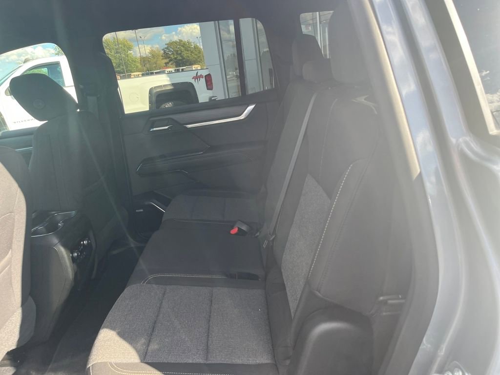 Used 2025 GMC Acadia Elevation image 22