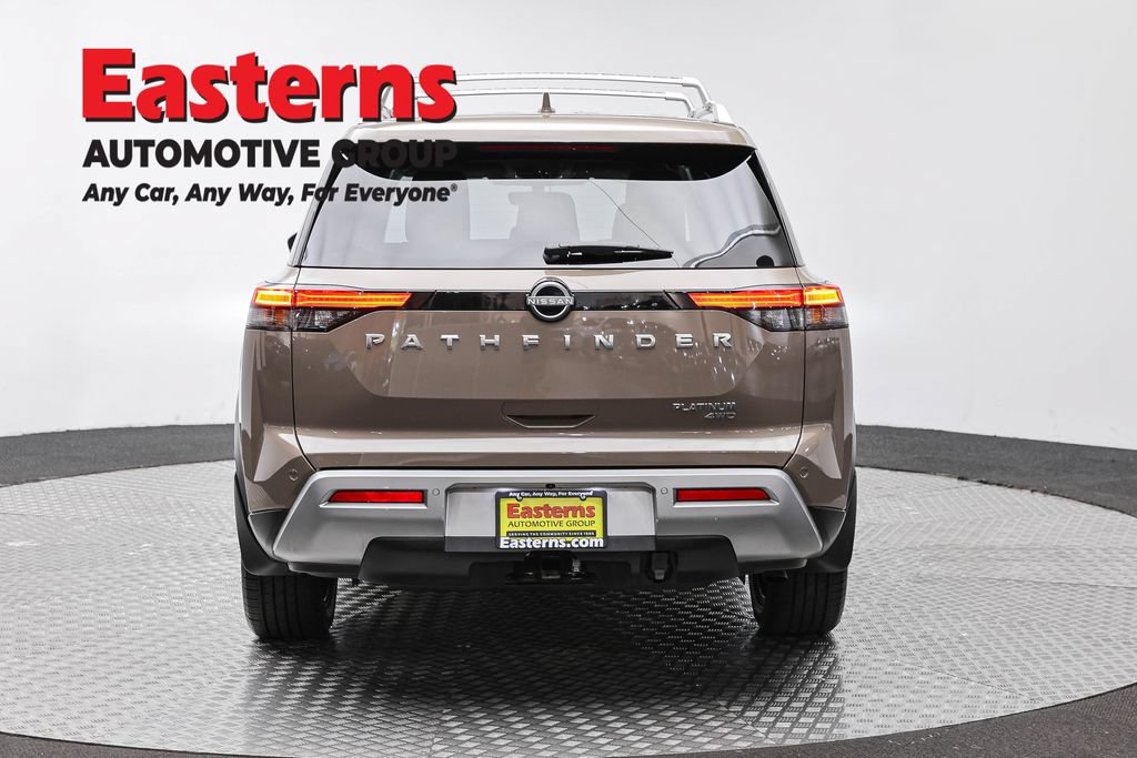 Used 2023 Nissan Pathfinder Platinum w/ Cargo Package AWD/4WD image 6