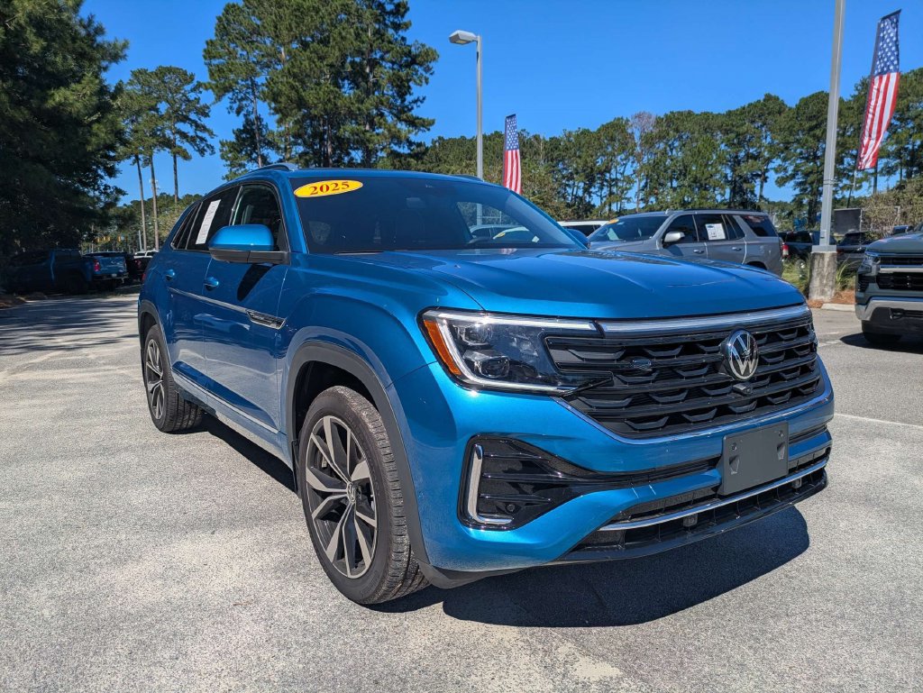 Used 2025 Volkswagen Atlas Cross Sport SEL Premium R-Line