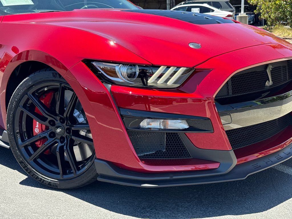 Used 2020 Ford Mustang Shelby GT500 w/ Technology Package RWD image 6