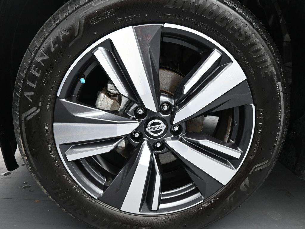 Used 2021 Nissan Rogue SL image 14