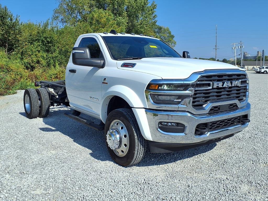 Used 2025 RAM 5500 Tradesman image 31