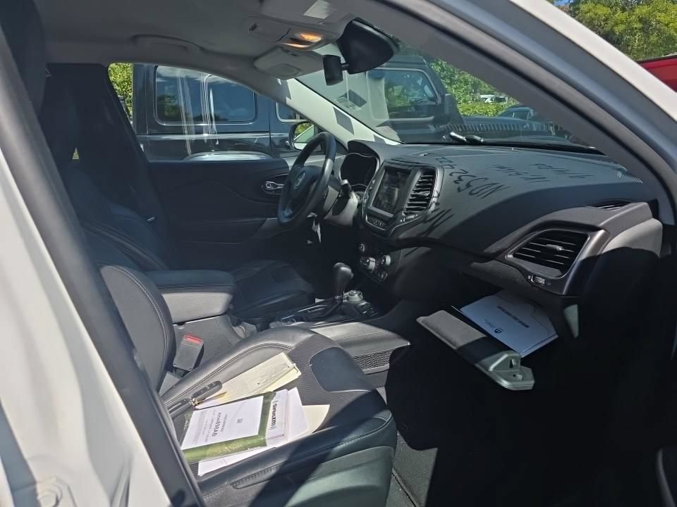 Used 2022 Jeep Cherokee Latitude Lux AWD/4WD image 13