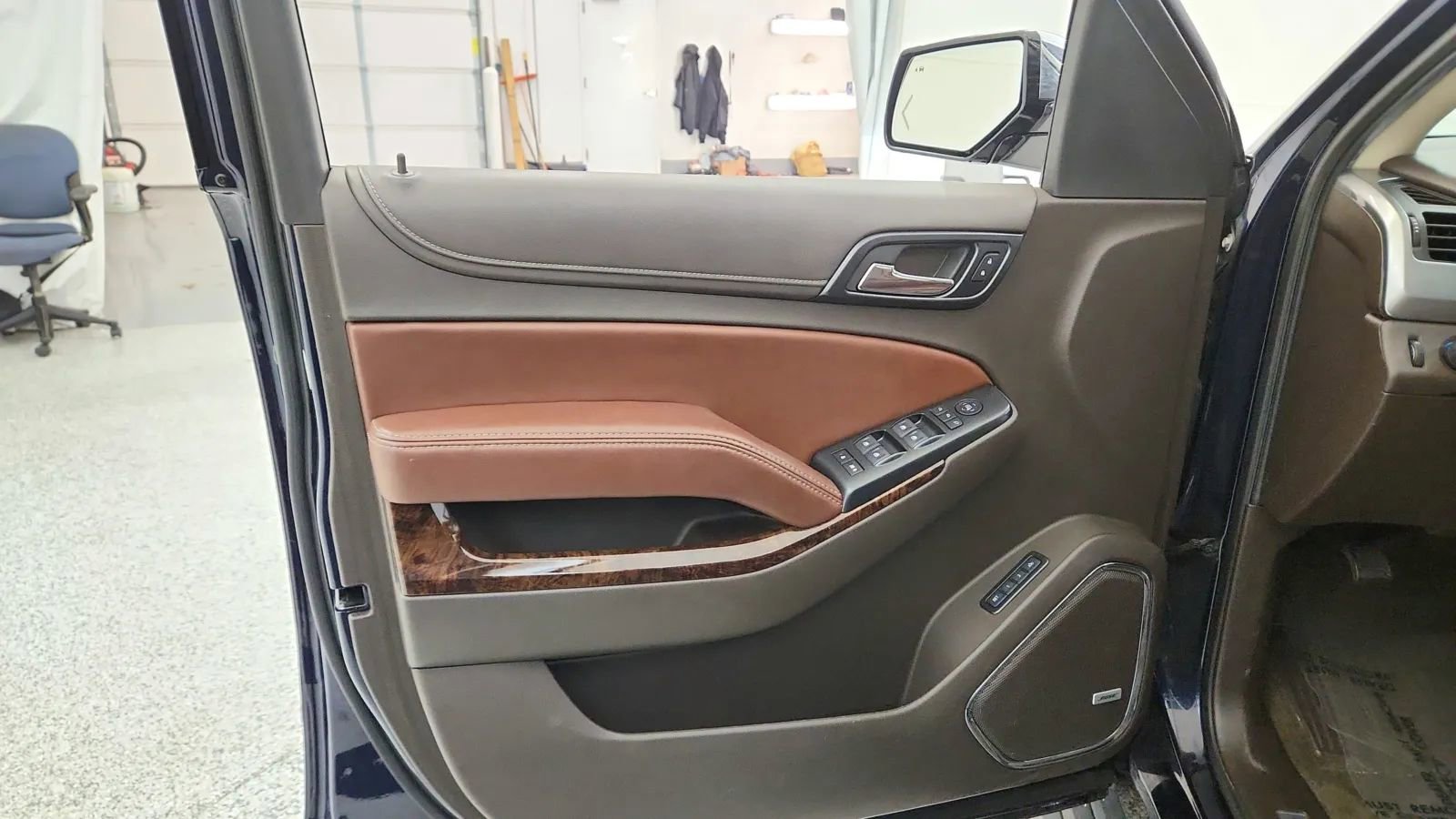 Used 2018 Chevrolet Suburban Premier image 34