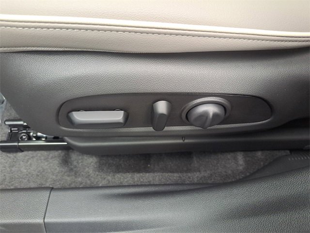 New 2026 Buick Envista Avenir image 12