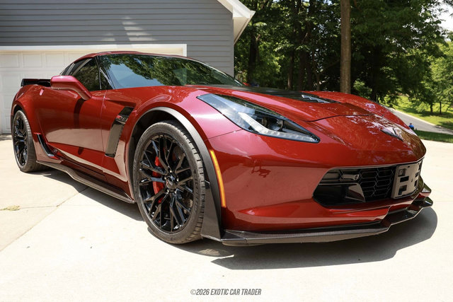Used 2017 Chevrolet Corvette Z06 RWD image 12