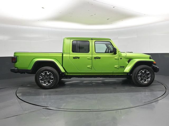 New 2026 Jeep Gladiator Sport AWD/4WD image 2