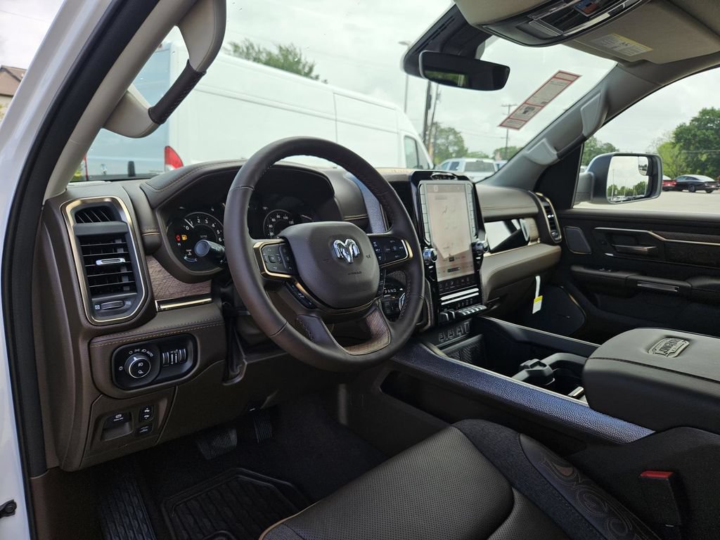 Used 2026 RAM 1500 Limited AWD/4WD image 16