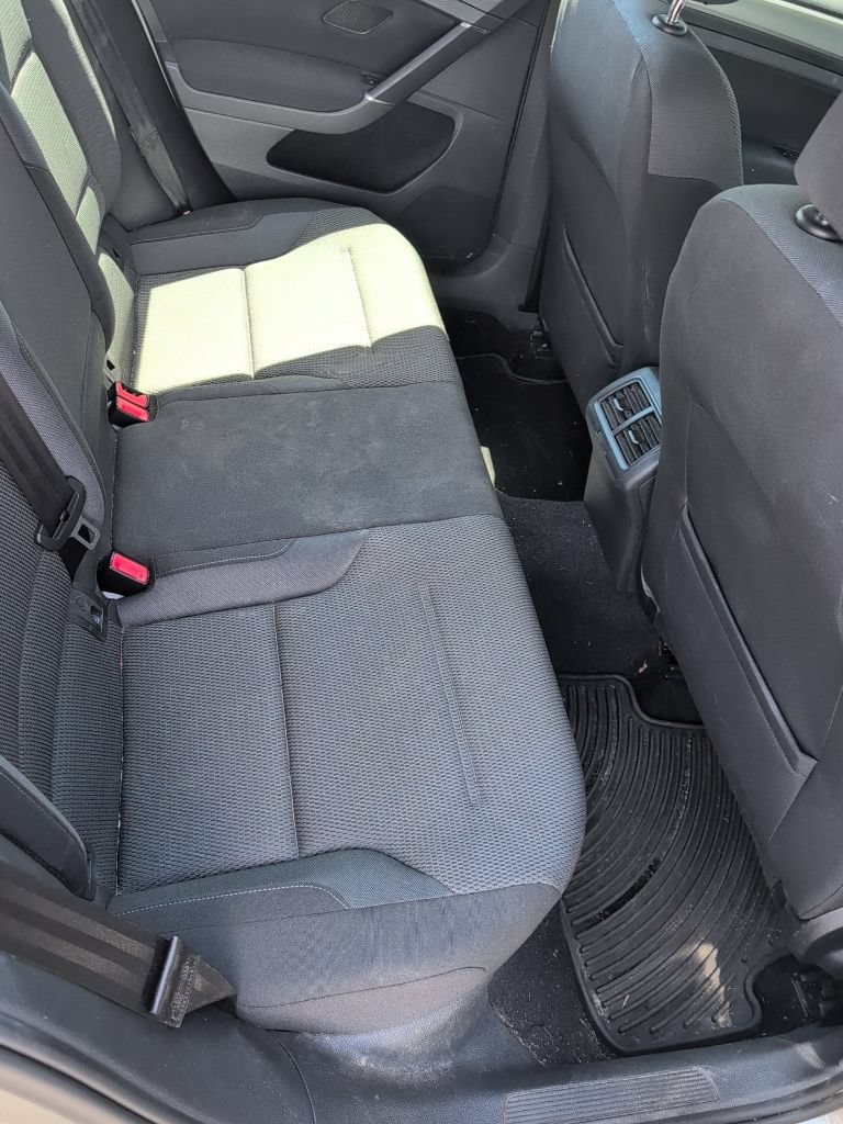 Used 2016 Volkswagen Golf S FWD image 9