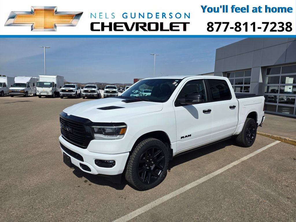 Used 2023 RAM 1500 Laramie AWD/4WD image 3