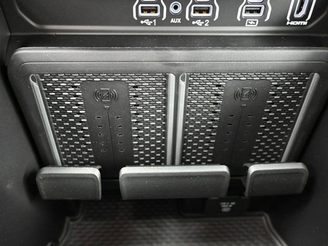 New 2026 RAM 3500 Limited AWD/4WD image 31