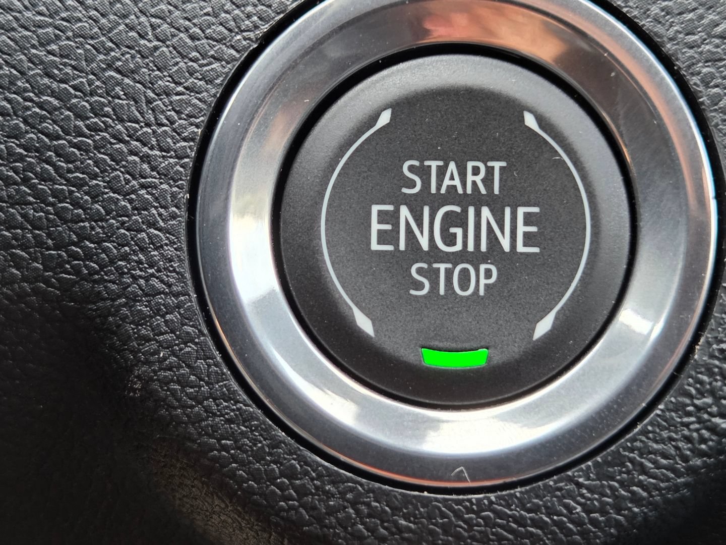 New 2026 GMC Terrain AT4 w/ Technology Package II AWD/4WD image 32