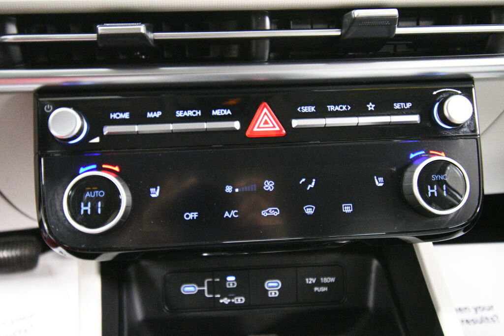 Used 2026 Hyundai Tucson SEL image 16