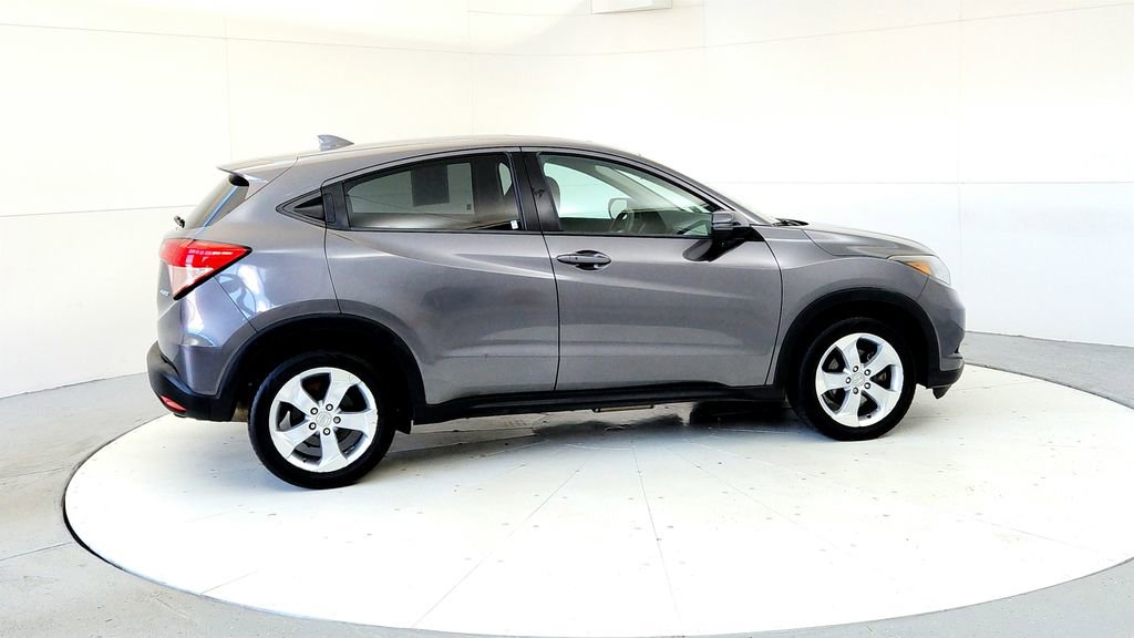 Used 2016 Honda HR-V EX image 6