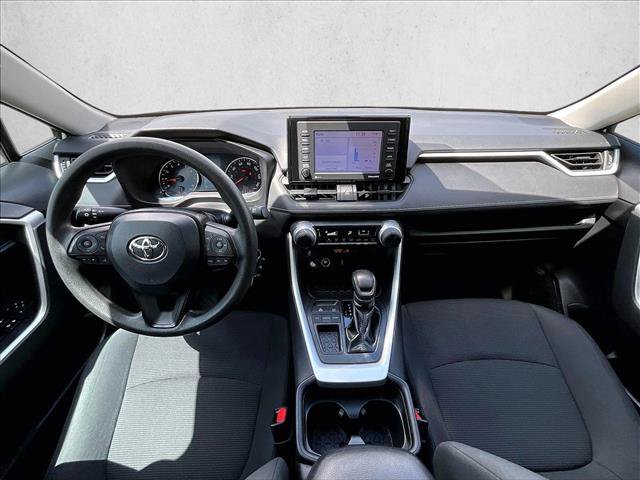 Used 2020 Toyota RAV4 LE FWD image 16