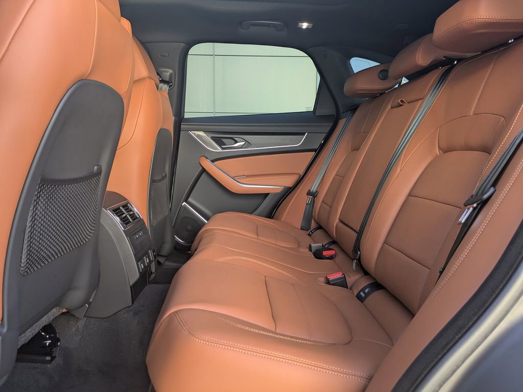 New 2026 Jaguar F-PACE R-Dynamic S image 15