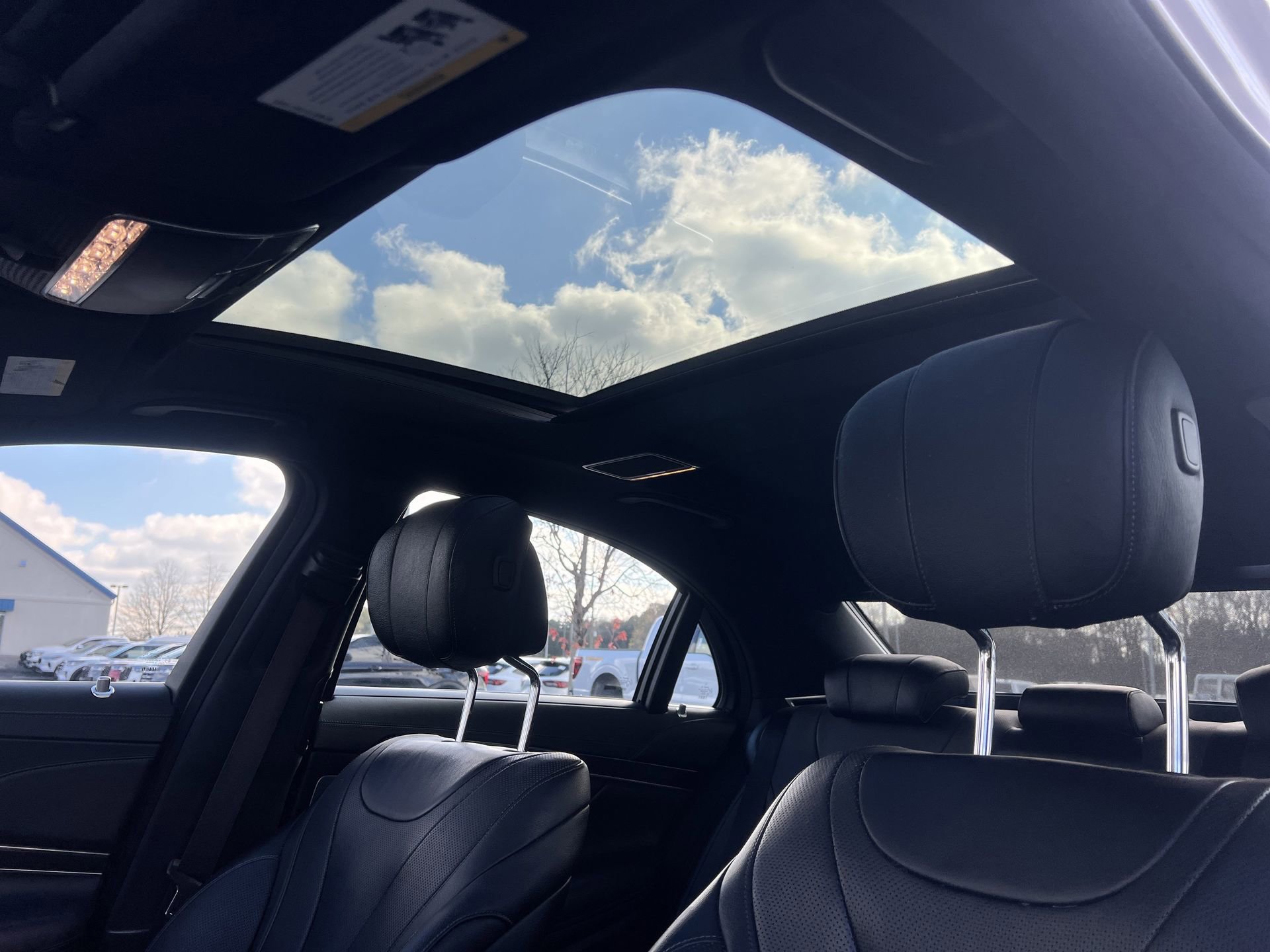 Used 2018 Mercedes-Benz S 450 Sedan image 15