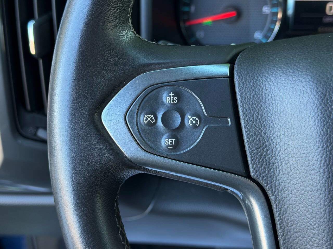 Used 2017 Chevrolet Silverado 1500 LT w/ All Star Edition image 31