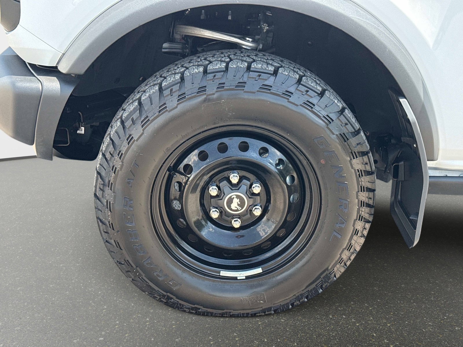 Used 2023 Ford Bronco Black Diamond AWD/4WD image 12