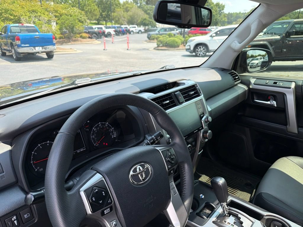 Used 2021 Toyota 4Runner SR5 Premium w/ Moonroof Package RWD image 7