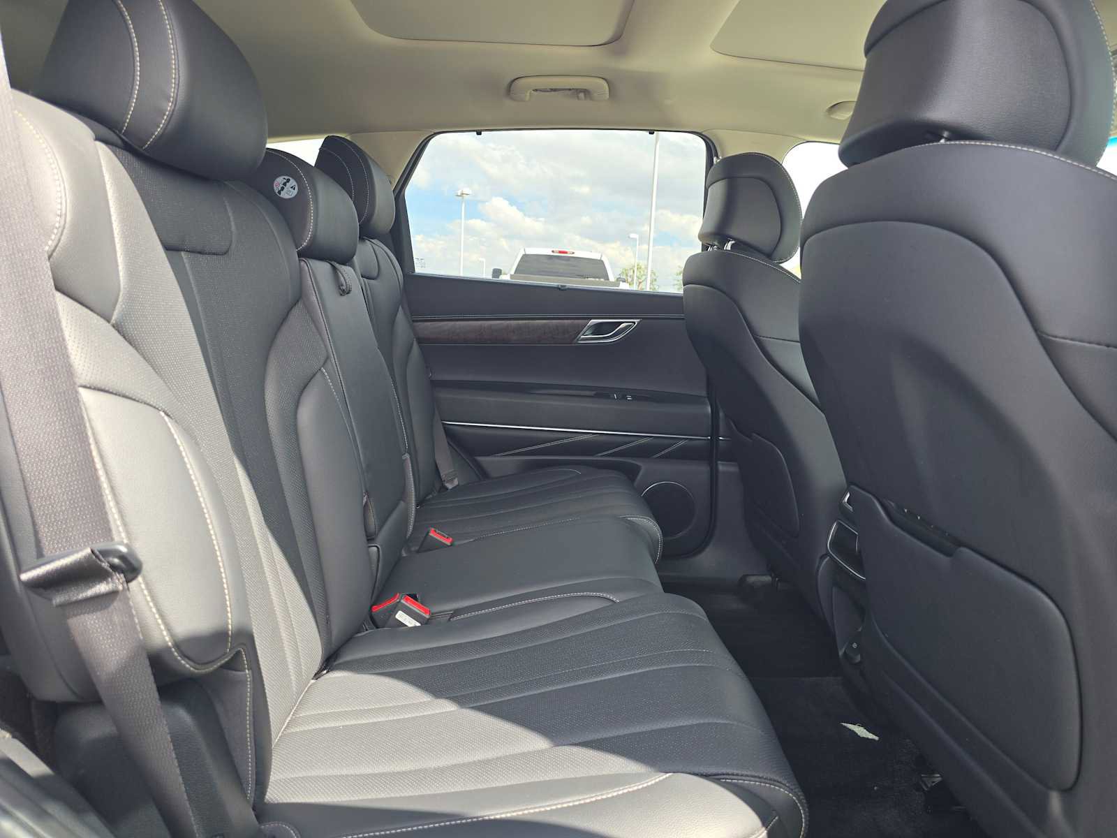 Used 2024 Genesis GV80 3.5T image 12