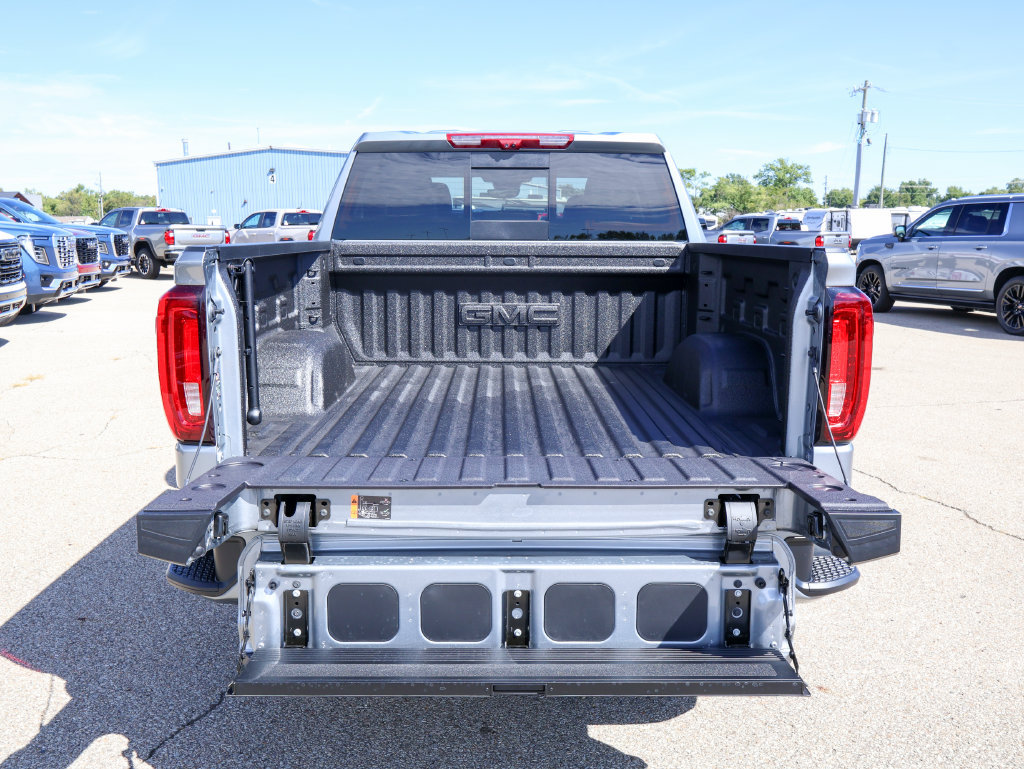 New 2026 GMC Sierra 1500 Denali w/ Denali Reserve Package AWD/4WD image 5