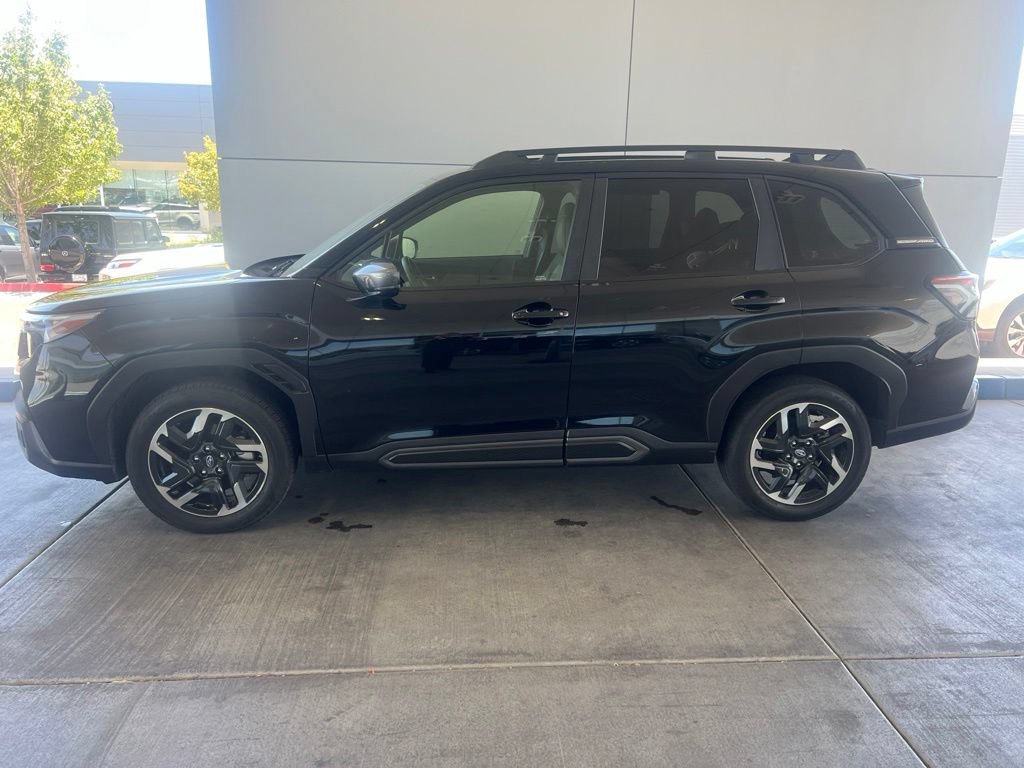 Used 2025 Subaru Forester Limited w/ Popular Package #2 AWD/4WD image 32
