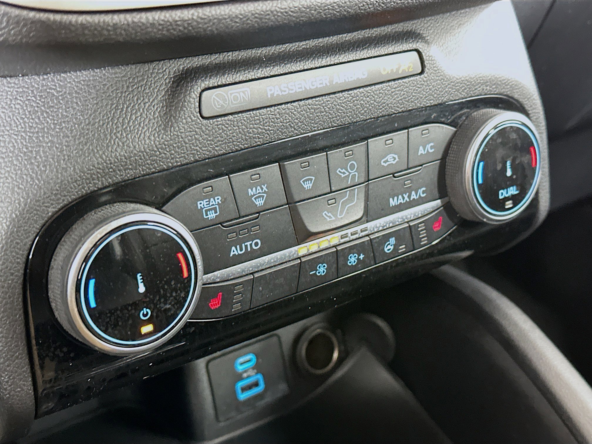 Used 2022 Ford Escape SEL image 23