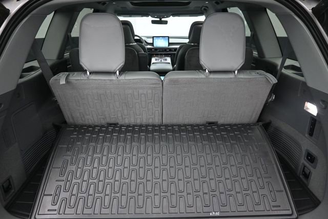 Used 2020 Lincoln Aviator Reserve w/ Equipment Group 202A AWD/4WD image 38