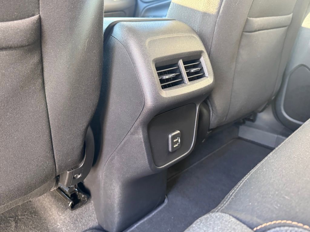 Used 2021 Chevrolet Equinox LT image 27