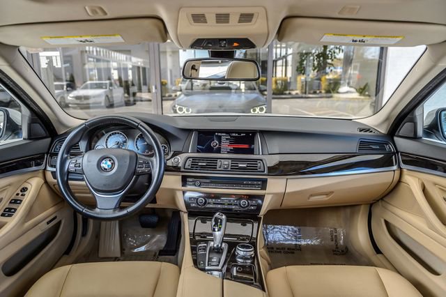 Used 2015 BMW 535i Sedan image 3