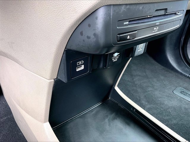 Used 2024 Honda Odyssey Touring image 23