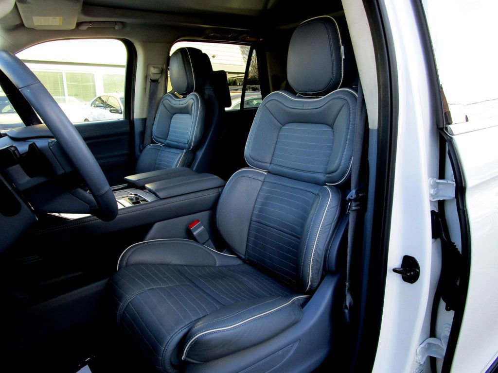 Used 2021 Lincoln Navigator L Black Label w/ Cargo Convenience Package image 15