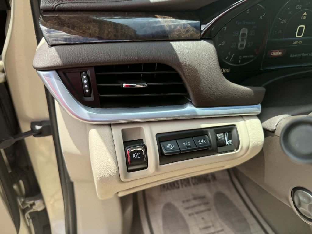Used 2014 Cadillac XTS Premium FWD image 24