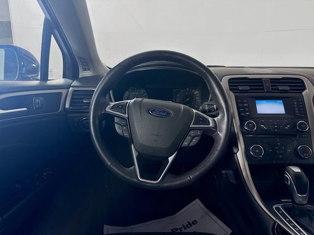 Used 2013 Ford Fusion SE FWD image 22